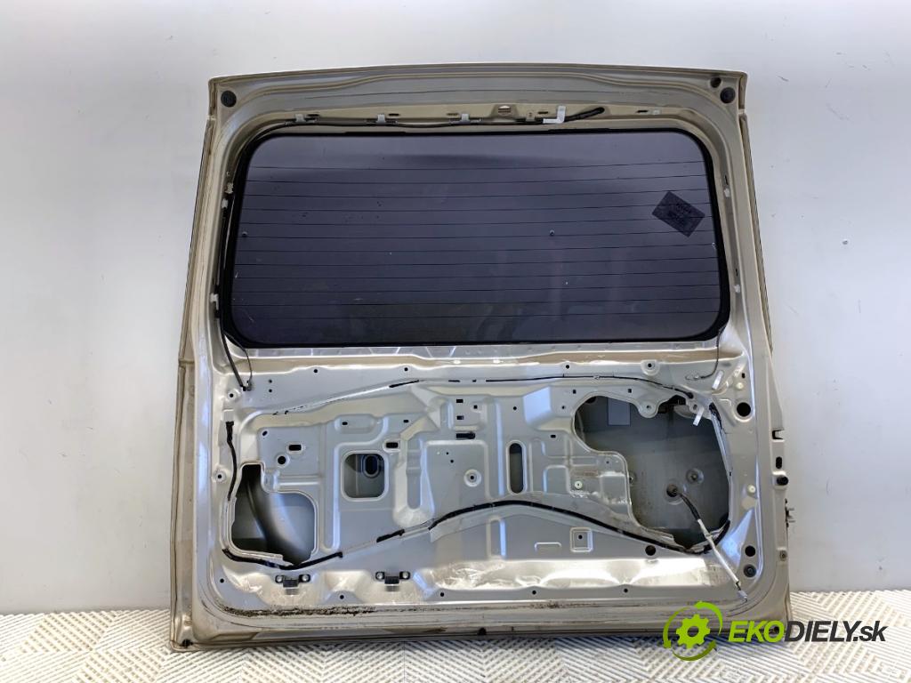 TOYOTA LAND CRUISER J12 samochód terenowy zamknięty 2006 127 kW 3.0 D-4D (KDJ120, KDJ125, KDJ121) 2982 kapota zad