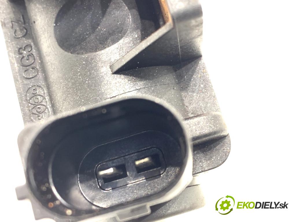 AUDI Q5 8R SUV 2011 125 kW 2.0 TDI quattro 1968 Ventil tlaku 8K0906627 (Ventil)