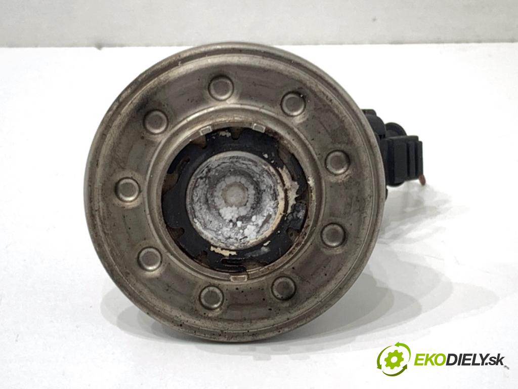 AUDI Q5 8R SUV 2011 125 kW 2.0 TDI quattro 1968 vstrekovač SCR: 3C0131113C