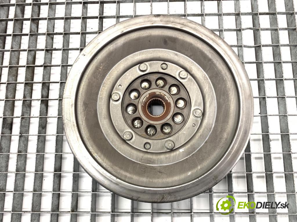 AUDI Q5 8R SUV 2011 125 kW 2.0 TDI quattro 1968 koleso dvojhmota 0B5105317J