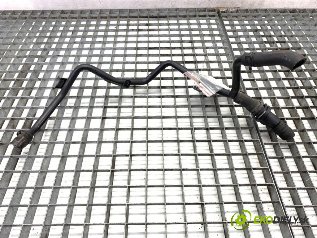 AUDI Q5 8R SUV 2011 125 kW 2.0 TDI quattro 1968 Rozdeľovač vody 03L122157Q