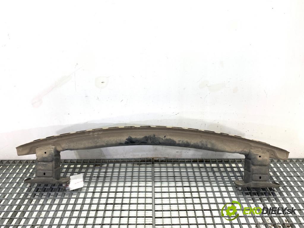 MERCEDES-BENZ CLA coupe coupe 2017 80 kW CLA 180 CDI / d (117.312) 1461 výztuha nárazníka zadní část 117610020603 (Zadní výztuha)