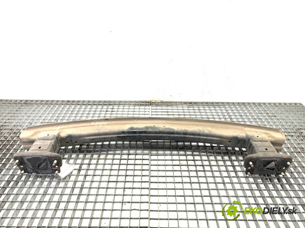 MERCEDES-BENZ CLA coupe coupe 2017 80 kW CLA 180 CDI / d (117.312) 1461 výztuha nárazníka zadní část 117610020603 (Zadní výztuha)