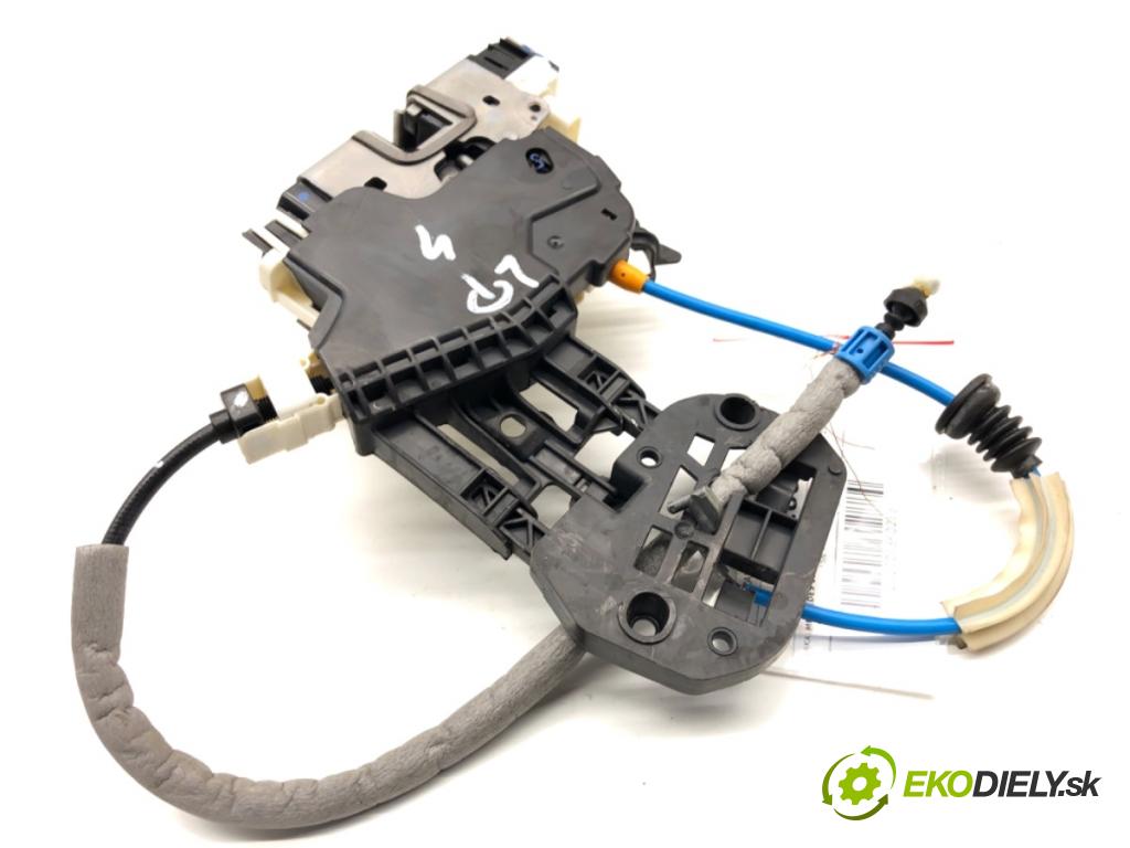 MERCEDES-BENZ CLA coupe coupe 2017 80 kW CLA 180 CDI / d (117.312) 1461 zámok Dvere ľavy predný