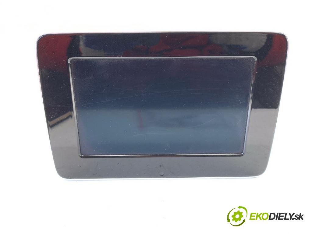 MERCEDES-BENZ CLA coupe coupe 2017 80 kW CLA 180 CDI / d (117.312) 1461 Displej 2469007018 (Přístrojová deska)