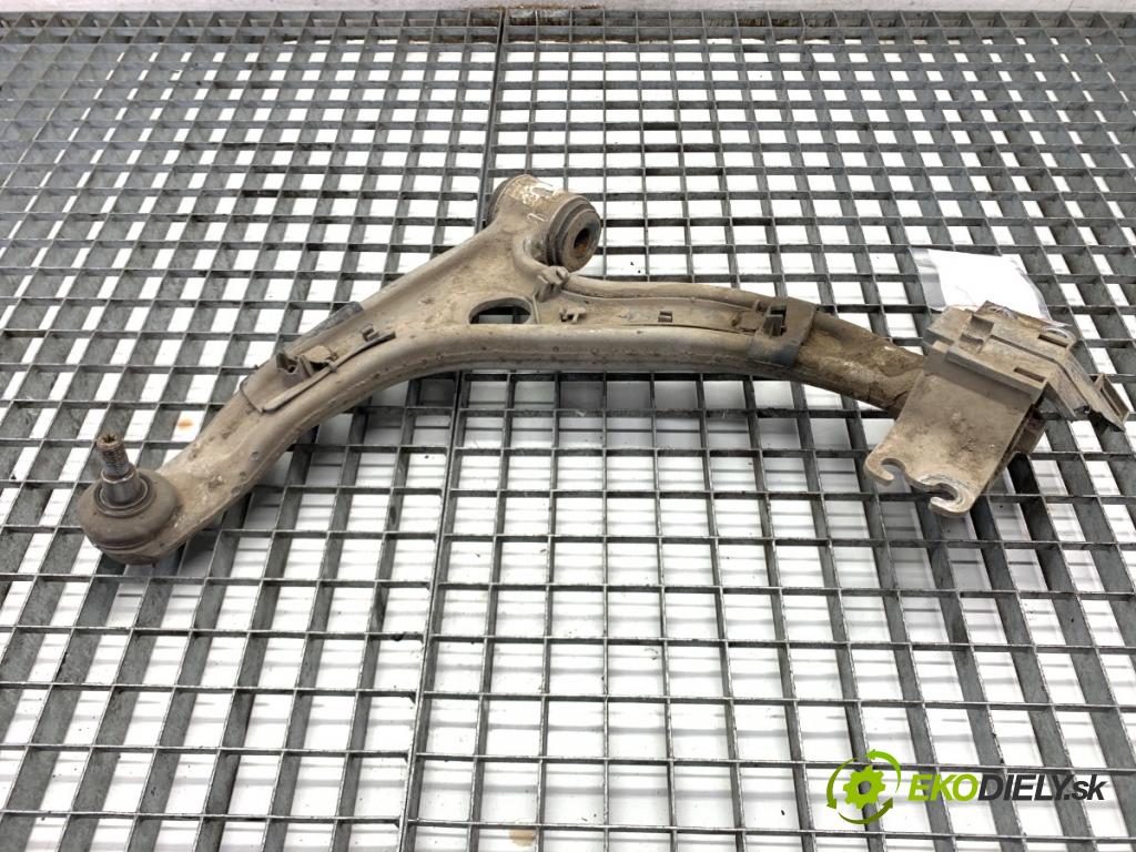 MERCEDES-BENZ CLA coupe coupe 2017 80 kW CLA 180 CDI / d (117.312) 1461 Rameno ľavy predný 