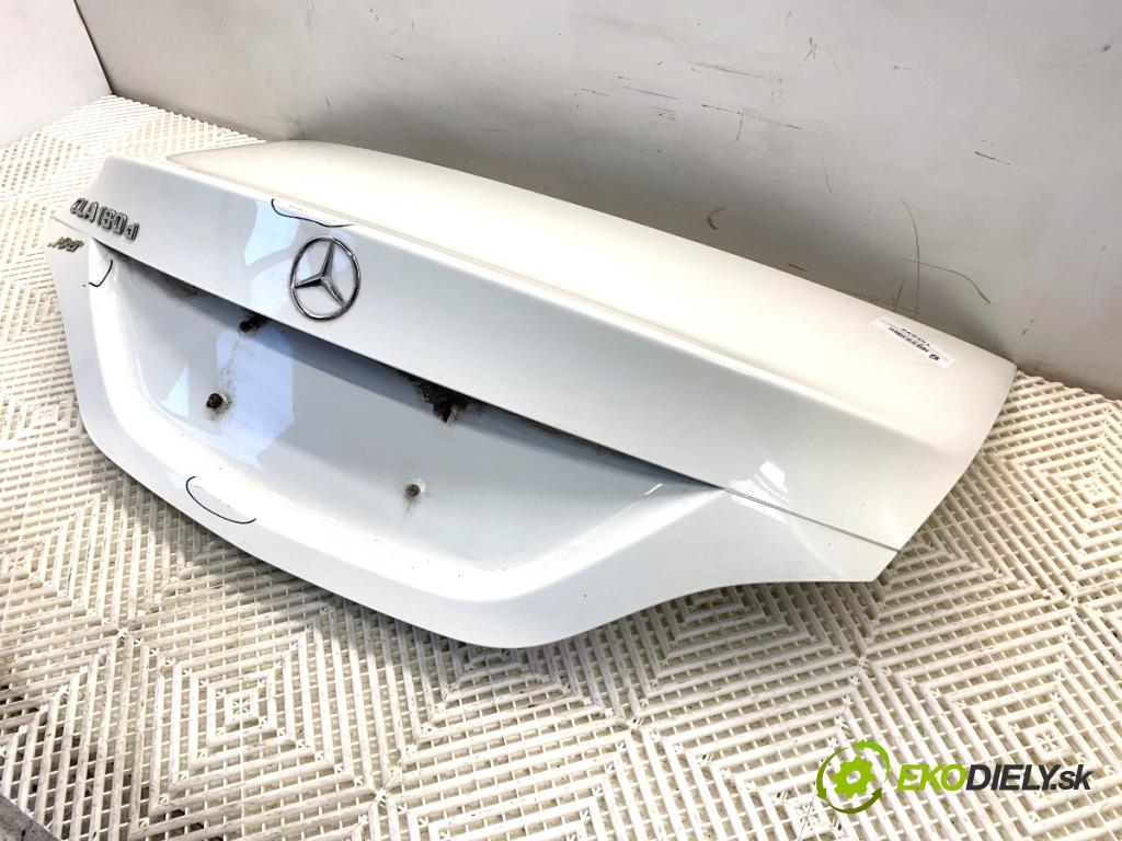 MERCEDES-BENZ CLA coupe coupe 2017 80 kW CLA 180 CDI / d (117.312) 1461 kapota zad 650