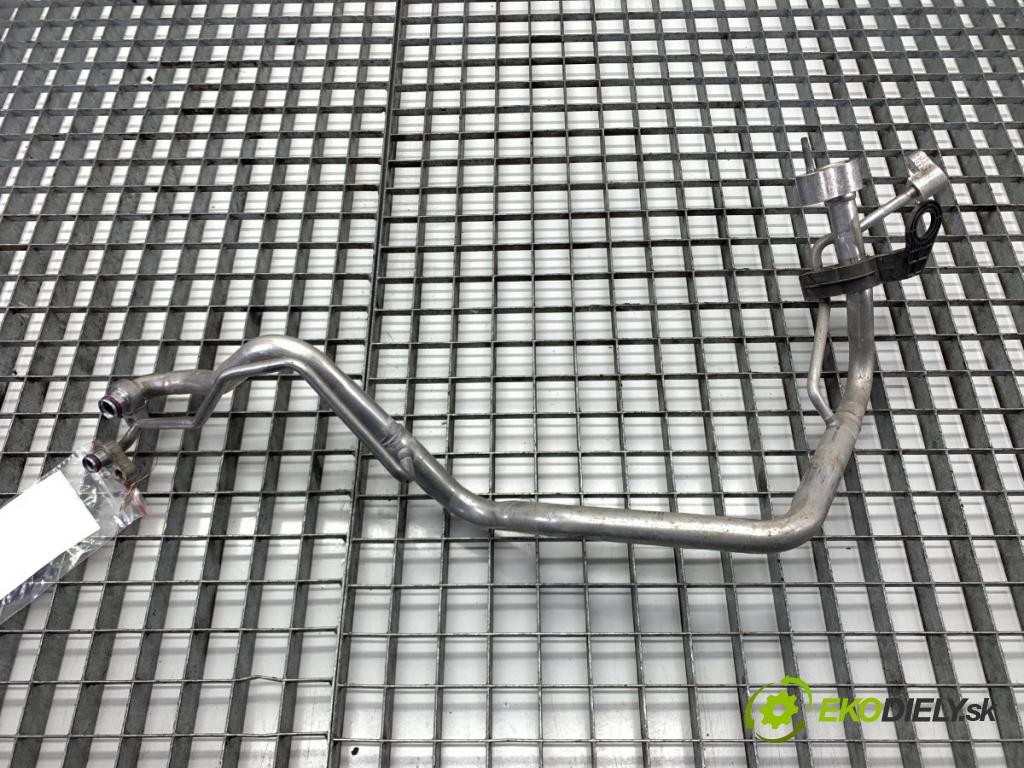 MERCEDES-BENZ CLA coupe coupe 2017 80 kW CLA 180 CDI / d (117.312) 1461 rúrka klimatizace A2468302615 (Trubka klimatizace)