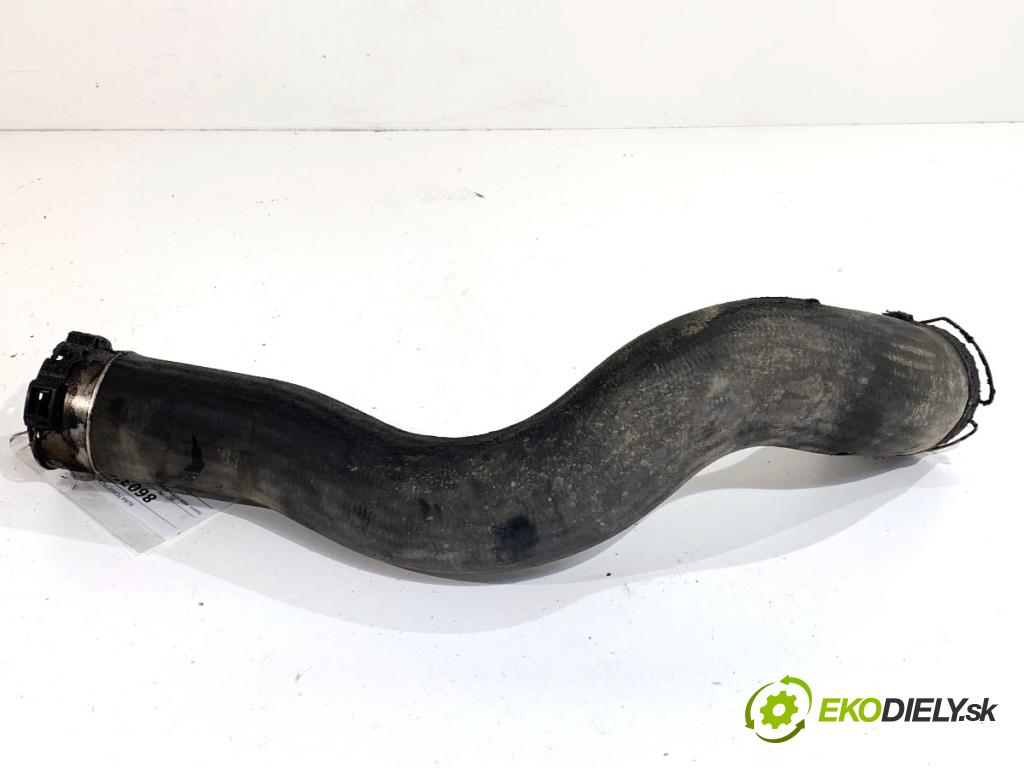 MERCEDES-BENZ CLA coupe coupe 2017 80 kW CLA 180 CDI / d (117.312) 1461 Rúra vzduchu