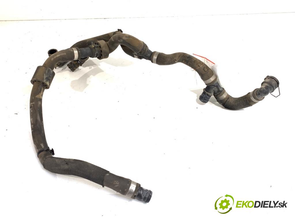 MERCEDES-BENZ CLA coupe coupe 2017 80 kW CLA 180 CDI / d (117.312) 1461 Rúra vody A2468308900