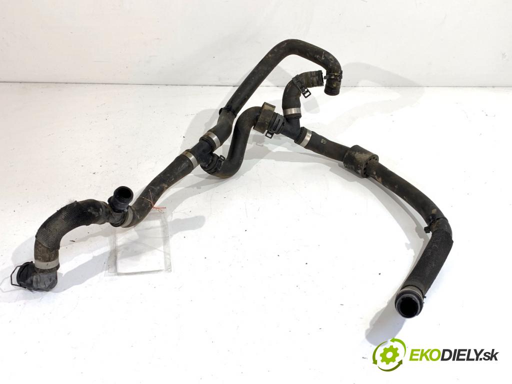 MERCEDES-BENZ CLA coupe coupe 2017 80 kW CLA 180 CDI / d (117.312) 1461 Rúra vody A2468308900