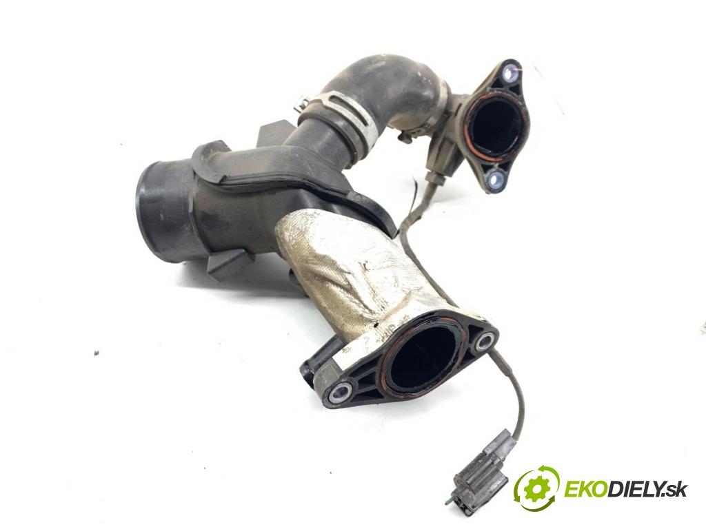 MERCEDES-BENZ CLA coupe coupe 2017 80 kW CLA 180 CDI / d (117.312) 1461 Rúra turba 165763328R