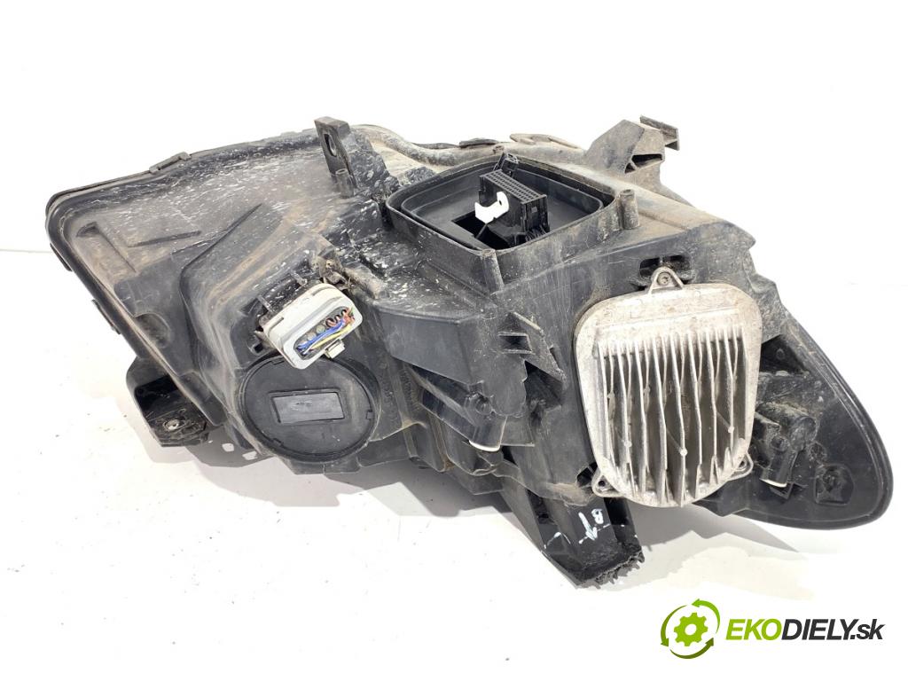 MERCEDES-BENZ CLA coupe coupe 2017 80 kW CLA 180 CDI / d (117.312) 1461 světlomet levý přední část LED A1178206761