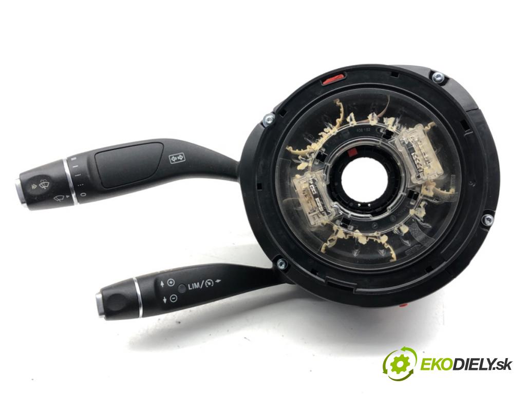 MERCEDES-BENZ CLA coupe coupe 2017 80 kW CLA 180 CDI / d (117.312) 1461 přepínač kombinovaný 419416 (Páčky pod volantem)