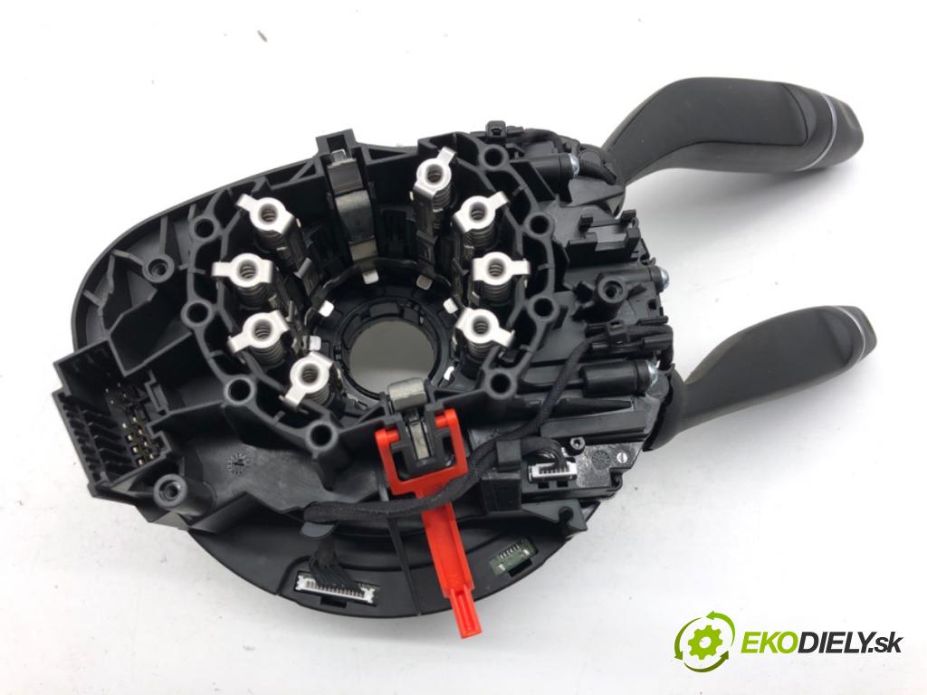 MERCEDES-BENZ CLA coupe coupe 2017 80 kW CLA 180 CDI / d (117.312) 1461 přepínač kombinovaný 419416 (Páčky pod volantem)