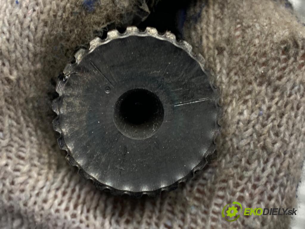 MERCEDES-BENZ CLA coupe coupe 2017 80 kW CLA 180 CDI / d (117.312) 1461 Poloos pravy predný 2463309100