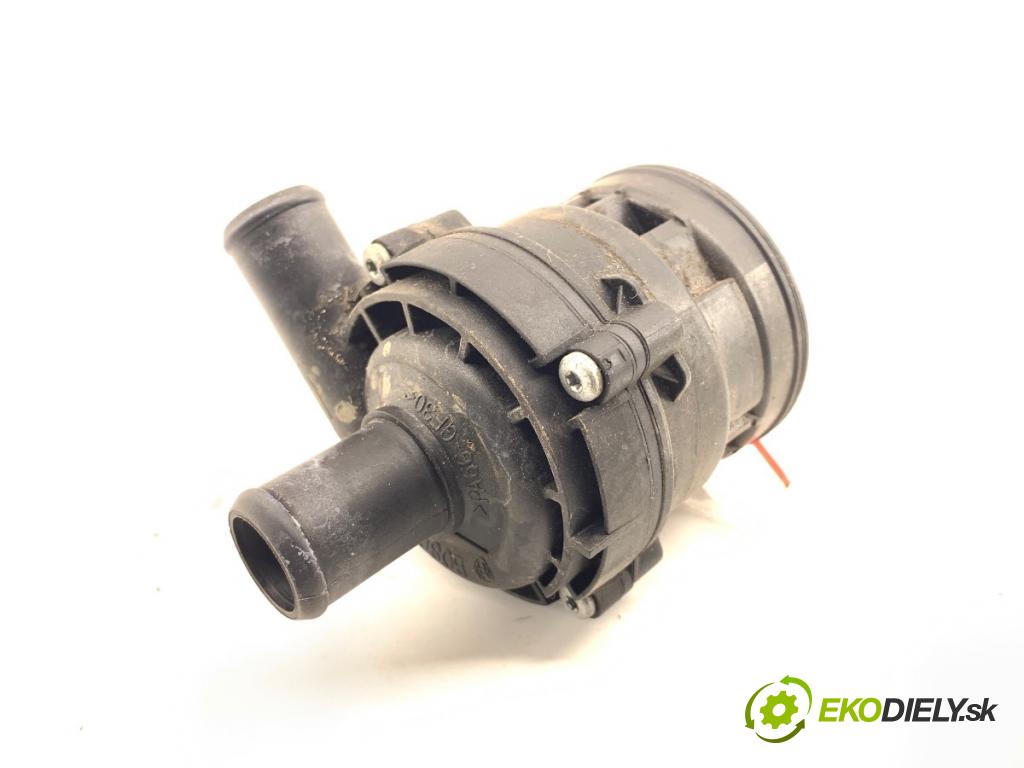 MERCEDES-BENZ CLA coupe coupe 2017 80 kW CLA 180 CDI / d (117.312) 1461 DALŠÍ: pumpa vody A2118350364 (Vodní pumpa)