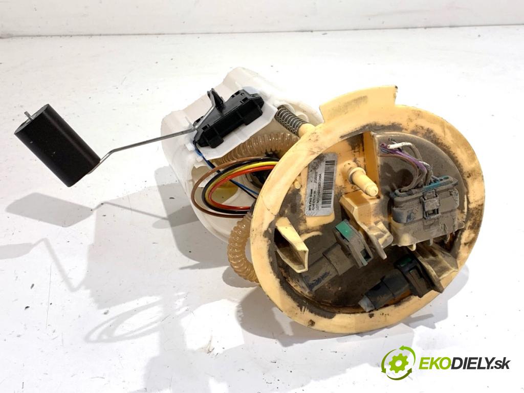 MERCEDES-BENZ CLA coupe coupe 2017 80 kW CLA 180 CDI / d (117.312) 1461 Pumpa paliva A2464701494