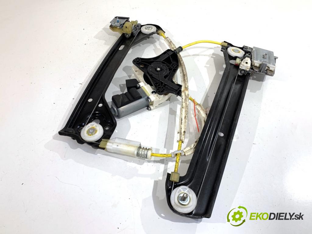 MERCEDES-BENZ CLA coupe coupe 2017 80 kW CLA 180 CDI / d (117.312) 1461 Mechanizmus okna pravy zad