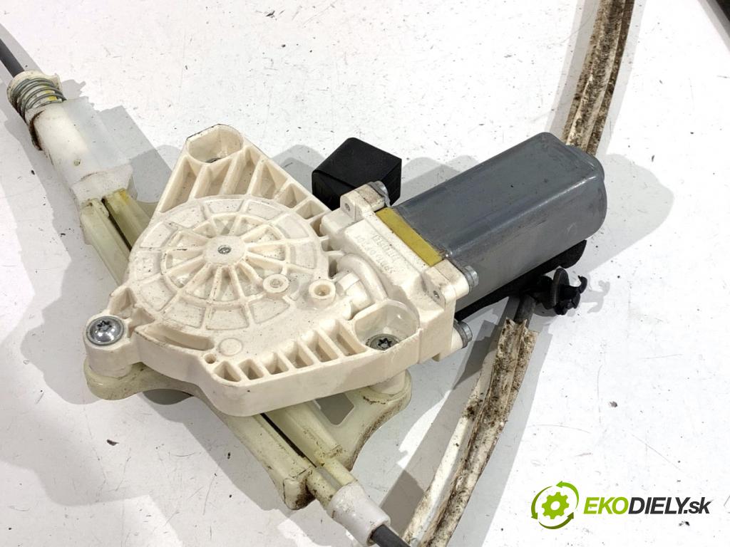 MERCEDES-BENZ CLA coupe coupe 2017 80 kW CLA 180 CDI / d (117.312) 1461 Mechanizmus okna ľavy predný