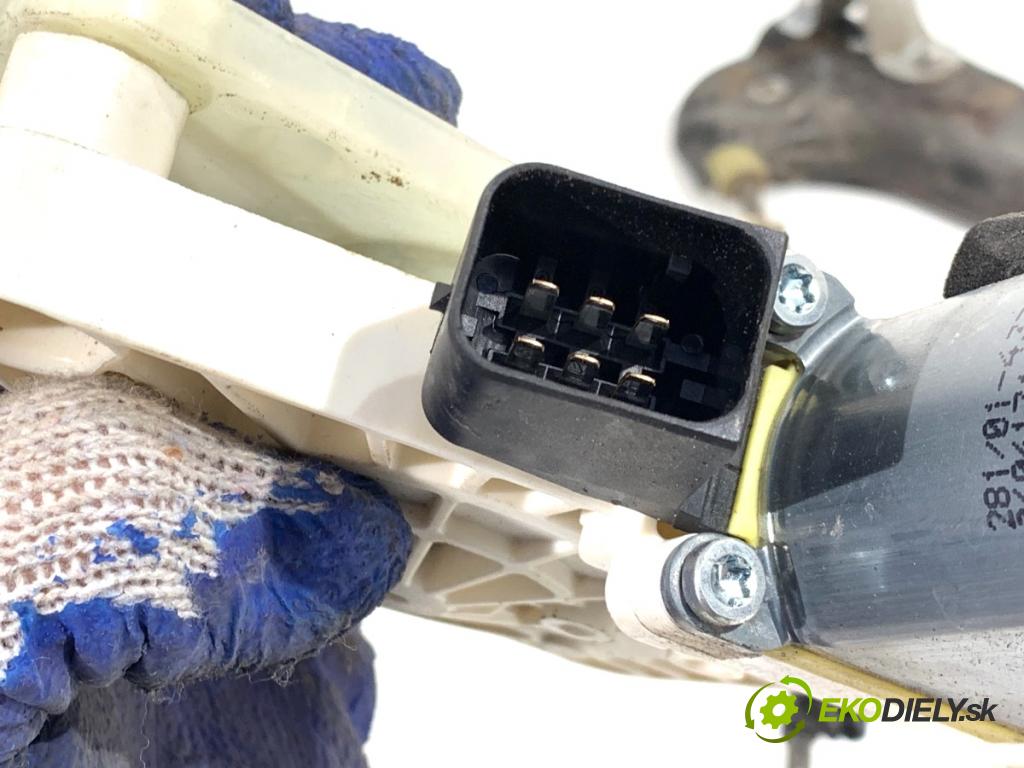 MERCEDES-BENZ CLA coupe coupe 2017 80 kW CLA 180 CDI / d (117.312) 1461 Mechanizmus okna ľavy predný