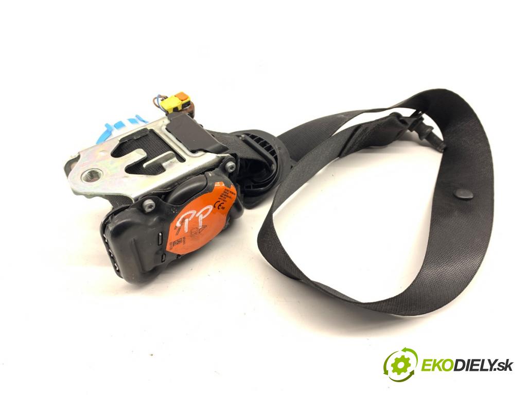 MERCEDES-BENZ CLA coupe coupe 2017 80 kW CLA 180 CDI / d (117.312) 1461 Držiak BEZPEČNOSŤ pravy predný