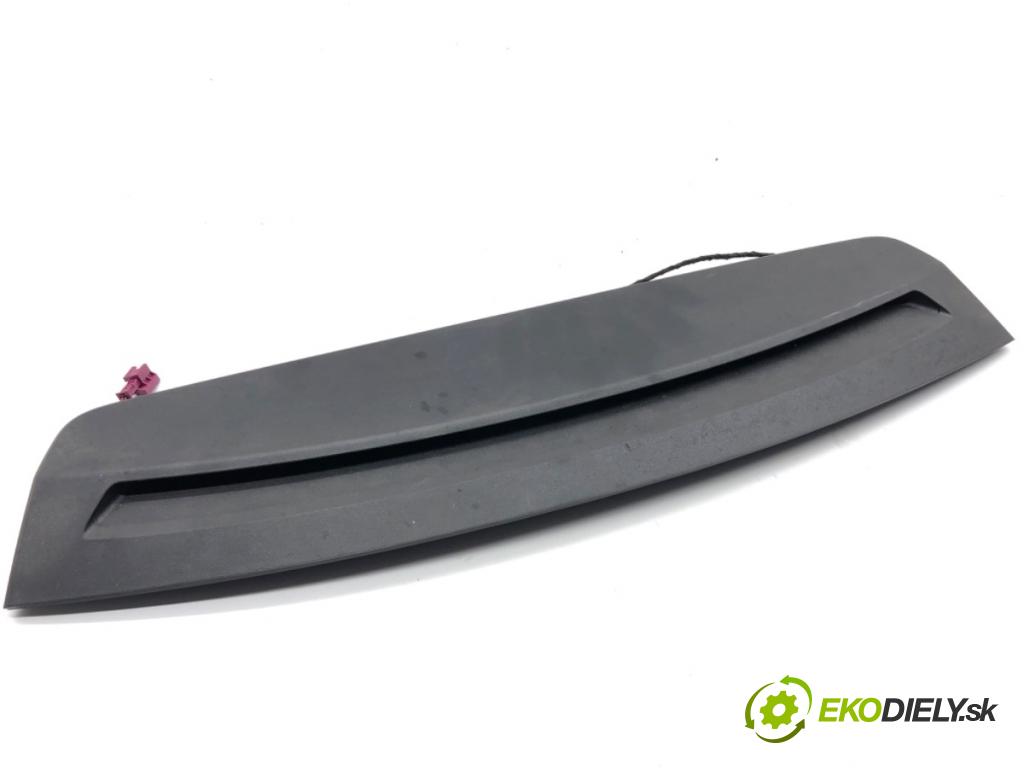 MERCEDES-BENZ CLA coupe coupe 2017 80 kW CLA 180 CDI / d (117.312) 1461 světlo brzdových světel 