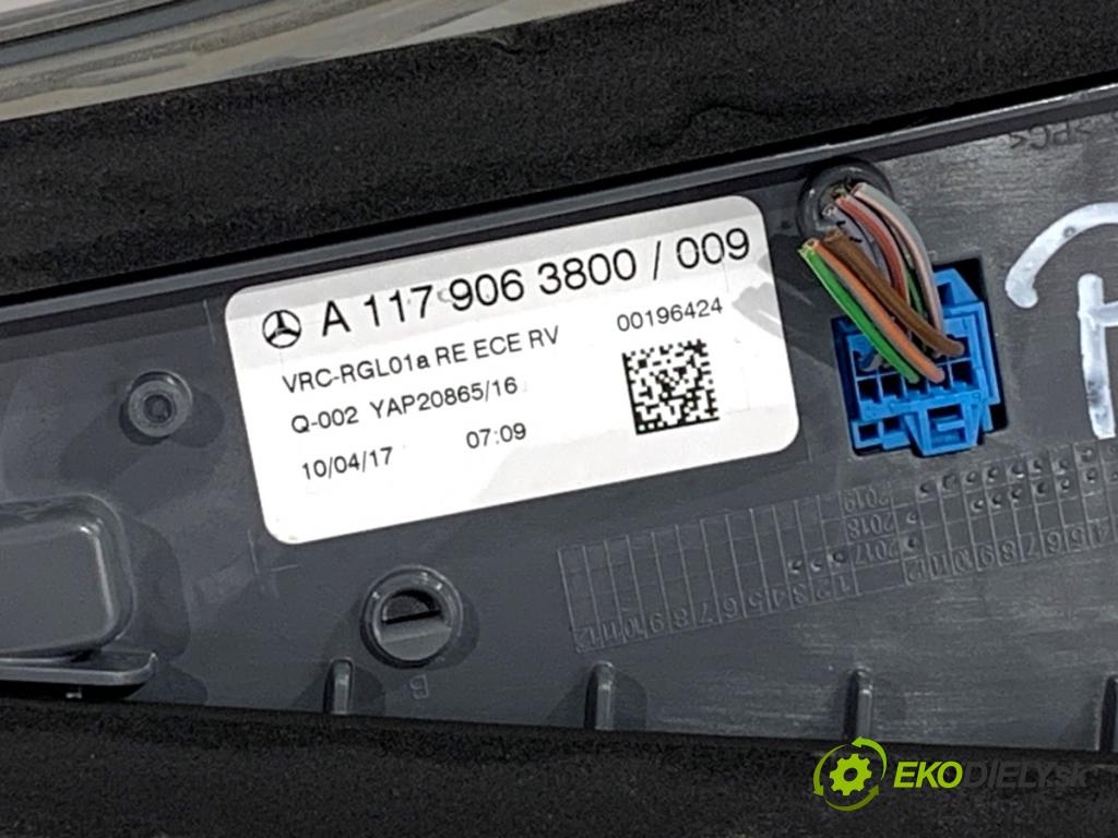 MERCEDES-BENZ CLA coupe coupe 2017 80 kW CLA 180 CDI / d (117.312) 1461 světlo pravý zadní část A1179063800
