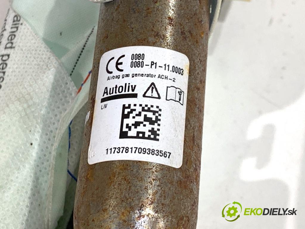 MERCEDES-BENZ CLA coupe coupe 2017 80 kW CLA 180 CDI / d (117.312) 1461 Stropný pravy 622671500D