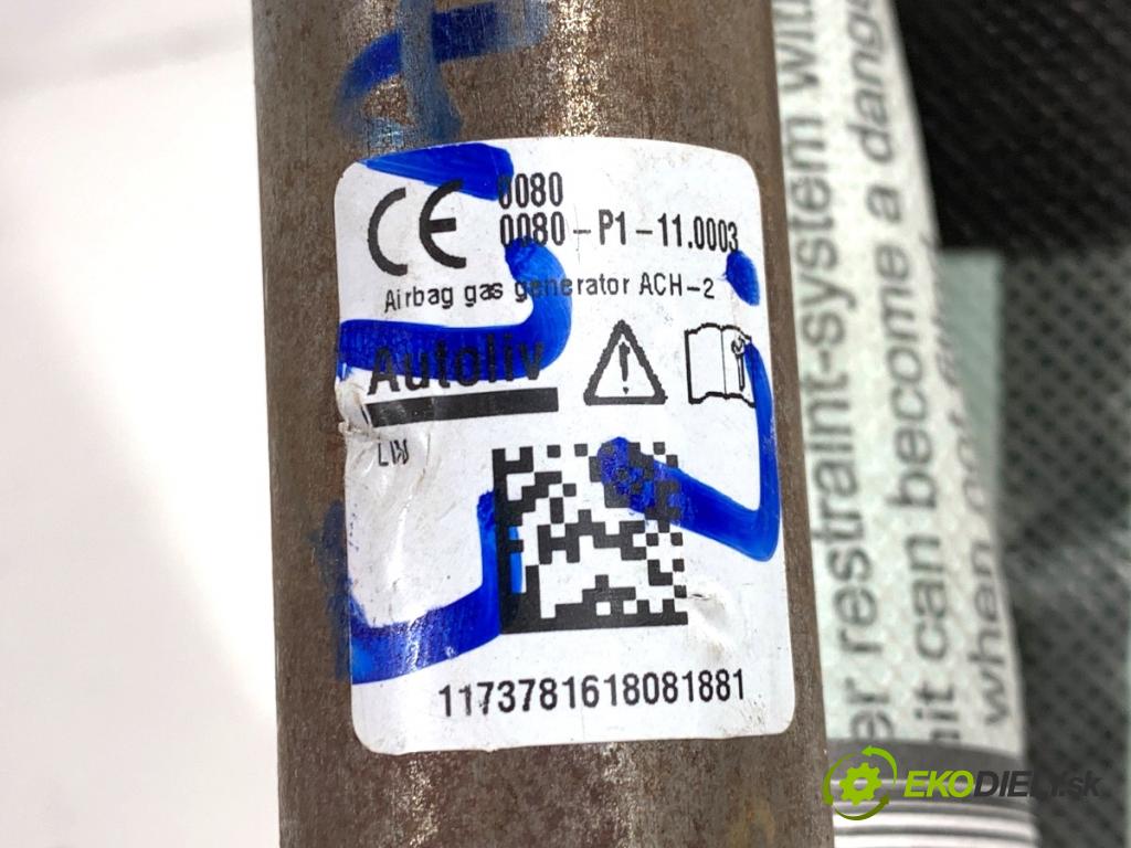 MERCEDES-BENZ CLA coupe coupe 2017 80 kW CLA 180 CDI / d (117.312) 1461 Stropný ľavy 622671501D