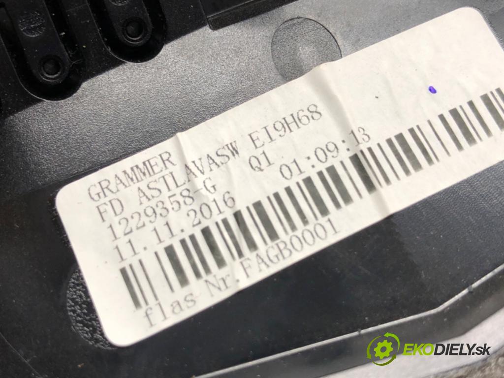 MERCEDES-BENZ CLA coupe coupe 2017 80 kW CLA 180 CDI / d (117.312) 1461 mří topení zadní část