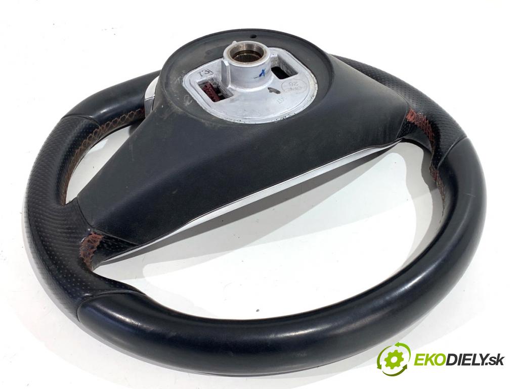 MERCEDES-BENZ CLA coupe coupe 2017 80 kW CLA 180 CDI / d (117.312) 1461 volant  (Volant)