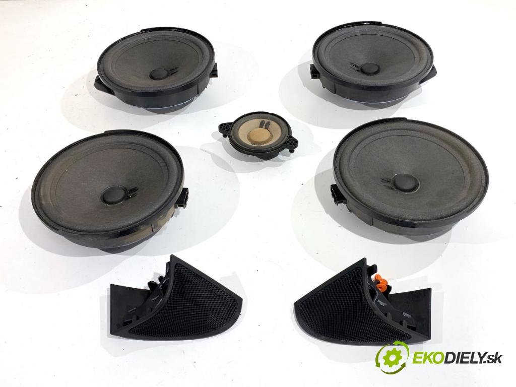 MERCEDES-BENZ CLA coupe coupe 2017 80 kW CLA 180 CDI / d (117.312) 1461 reproduktory A2468200502 A2468200202