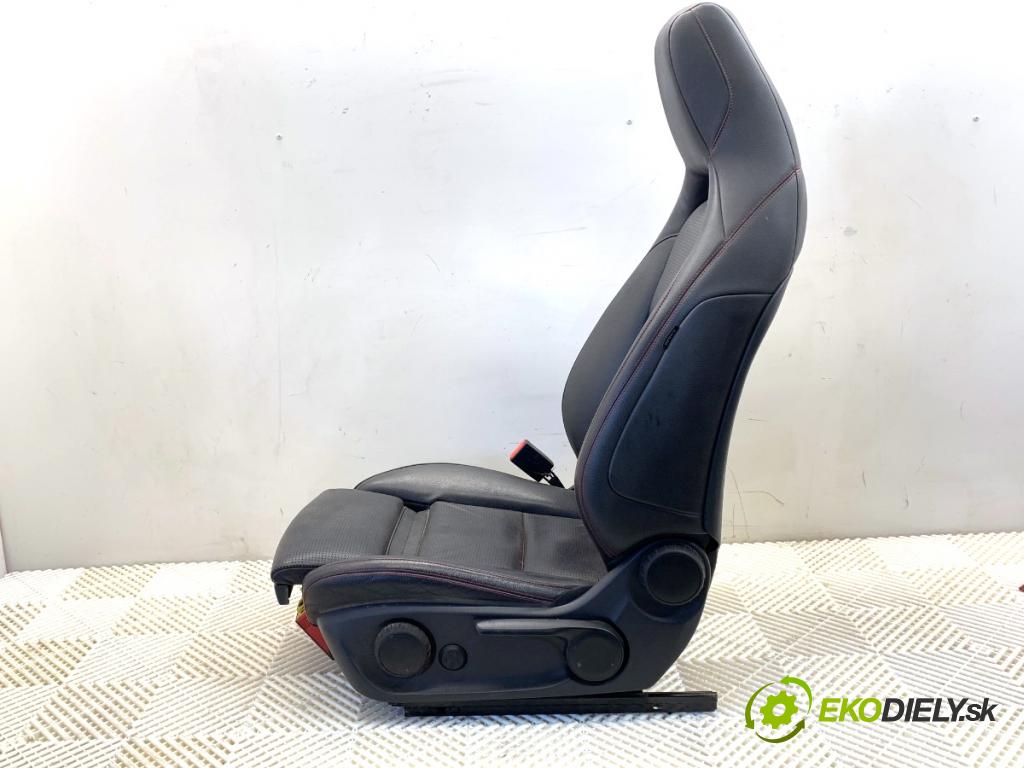 MERCEDES-BENZ CLA coupe coupe 2017 80 kW CLA 180 CDI / d (117.312) 1461 Sedadlo ľavy predný