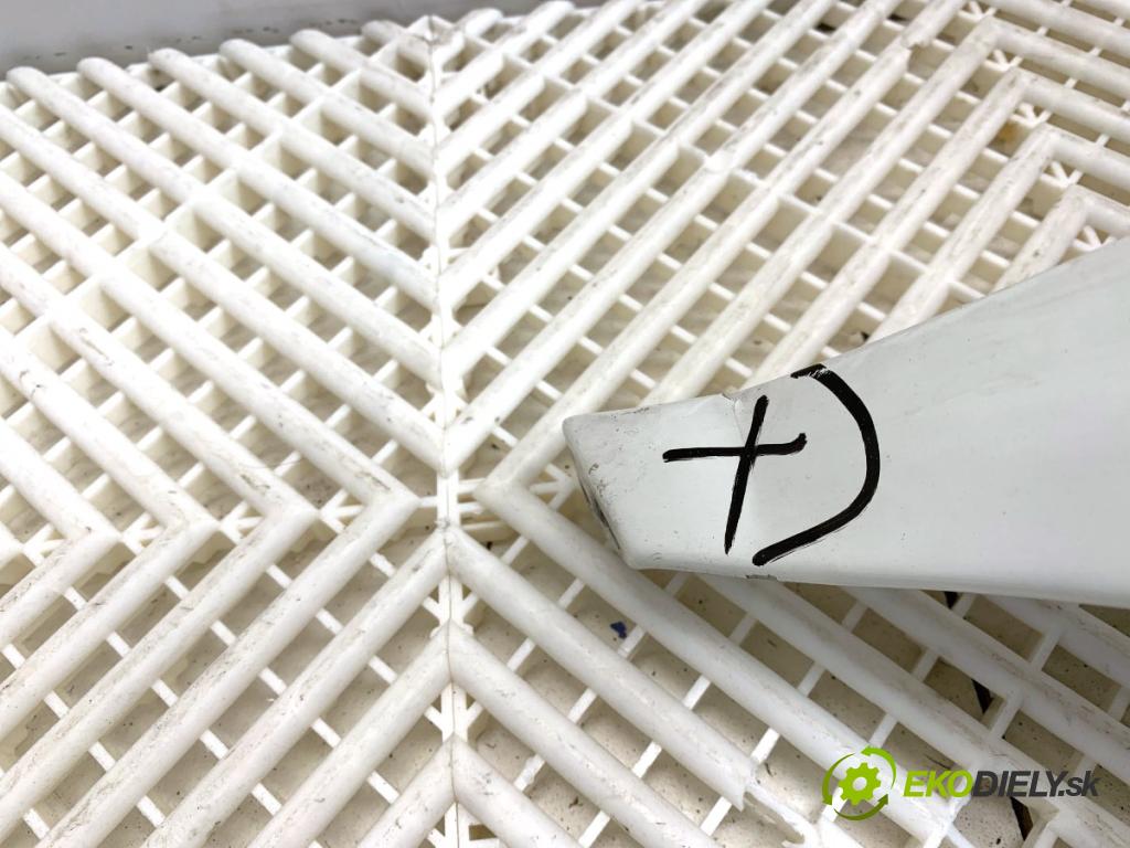 MERCEDES-BENZ CLA coupe coupe 2017 80 kW CLA 180 CDI / d (117.312) 1461 Blatník ľavy predný