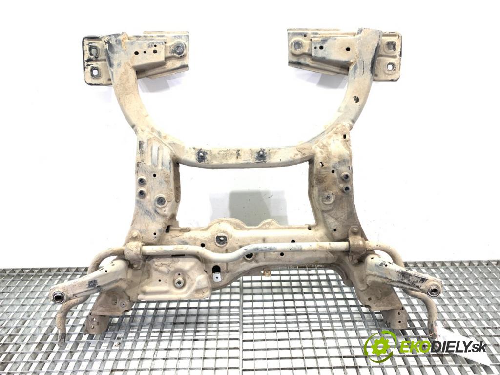 MERCEDES-BENZ CLA coupe coupe 2017 80 kW CLA 180 CDI / d (117.312) 1461 Výstuha pod Motor  (Výstuha predná)