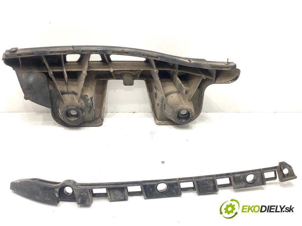 MERCEDES-BENZ CLA coupe coupe 2017 80 kW CLA 180 CDI / d (117.312) 1461 úchyt nárazníka levý zadní část A1178850321