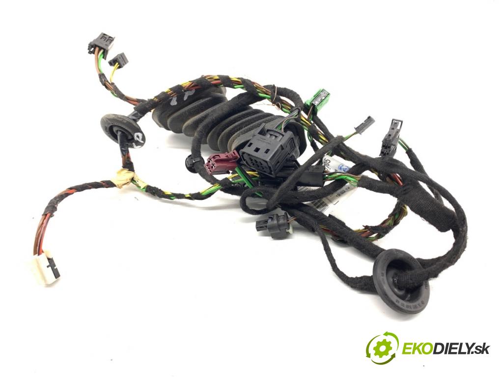 MERCEDES-BENZ CLA coupe coupe 2017 80 kW CLA 180 CDI / d (117.312) 1461 Káblovačka Dvere predný ľavy A1175400705