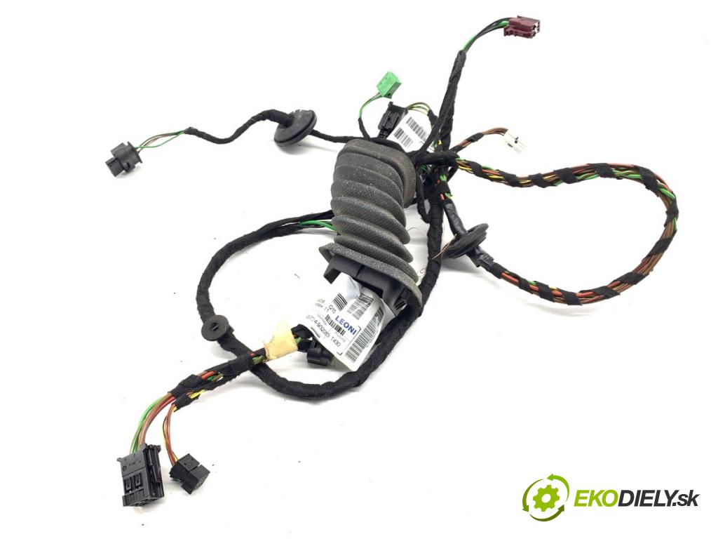 MERCEDES-BENZ CLA coupe coupe 2017 80 kW CLA 180 CDI / d (117.312) 1461 káblovačka dveře přední část pravý A1765405408