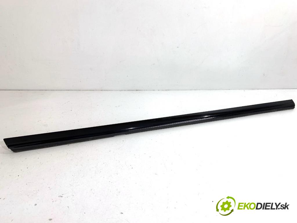 MERCEDES-BENZ CLA coupe coupe 2017 80 kW CLA 180 CDI / d (117.312) 1461 lišta Sbírání: zadní část levý 