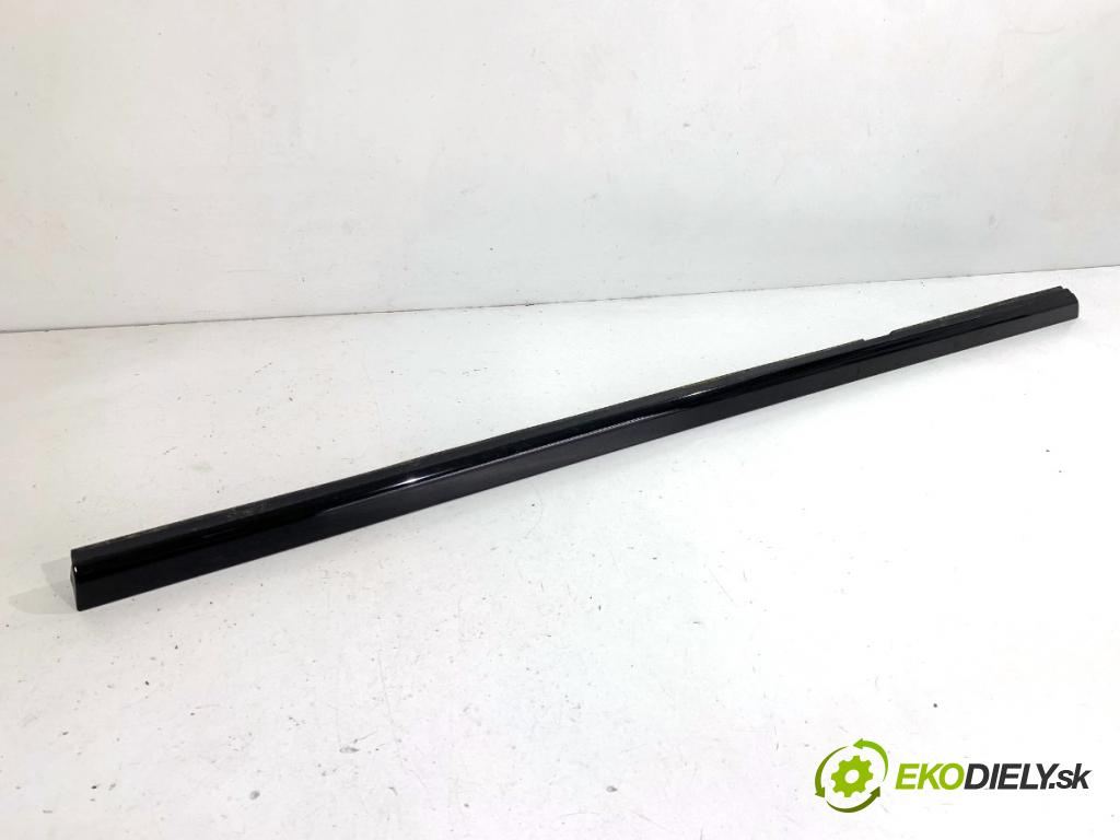 MERCEDES-BENZ CLA coupe coupe 2017 80 kW CLA 180 CDI / d (117.312) 1461 lišta Sbírání: zadní část levý