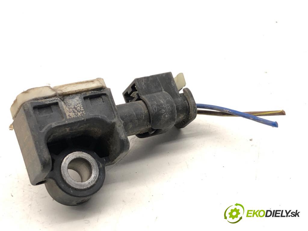 MERCEDES-BENZ CLA coupe coupe 2017 80 kW CLA 180 CDI / d (117.312) 1461 Snímač nárazu A1668210151 (Snímač nárazu)