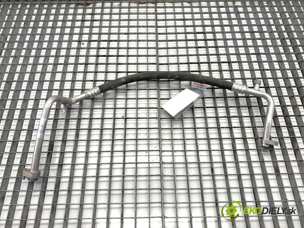 MERCEDES-BENZ CLA coupe coupe 2017 80 kW CLA 180 CDI / d (117.312) 1461 rúrka klimatizace A2468300902 (Trubka klimatizace)