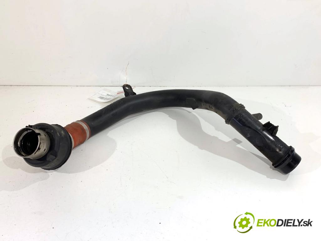 MERCEDES-BENZ CLA coupe coupe 2017 80 kW CLA 180 CDI / d (117.312) 1461 Rúra turba A6070900300