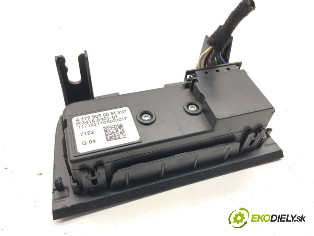 MERCEDES-BENZ CLA coupe coupe 2017 80 kW CLA 180 CDI / d (117.312) 1461 přepínač SOS A1729050051 (Páčky pod volantem)