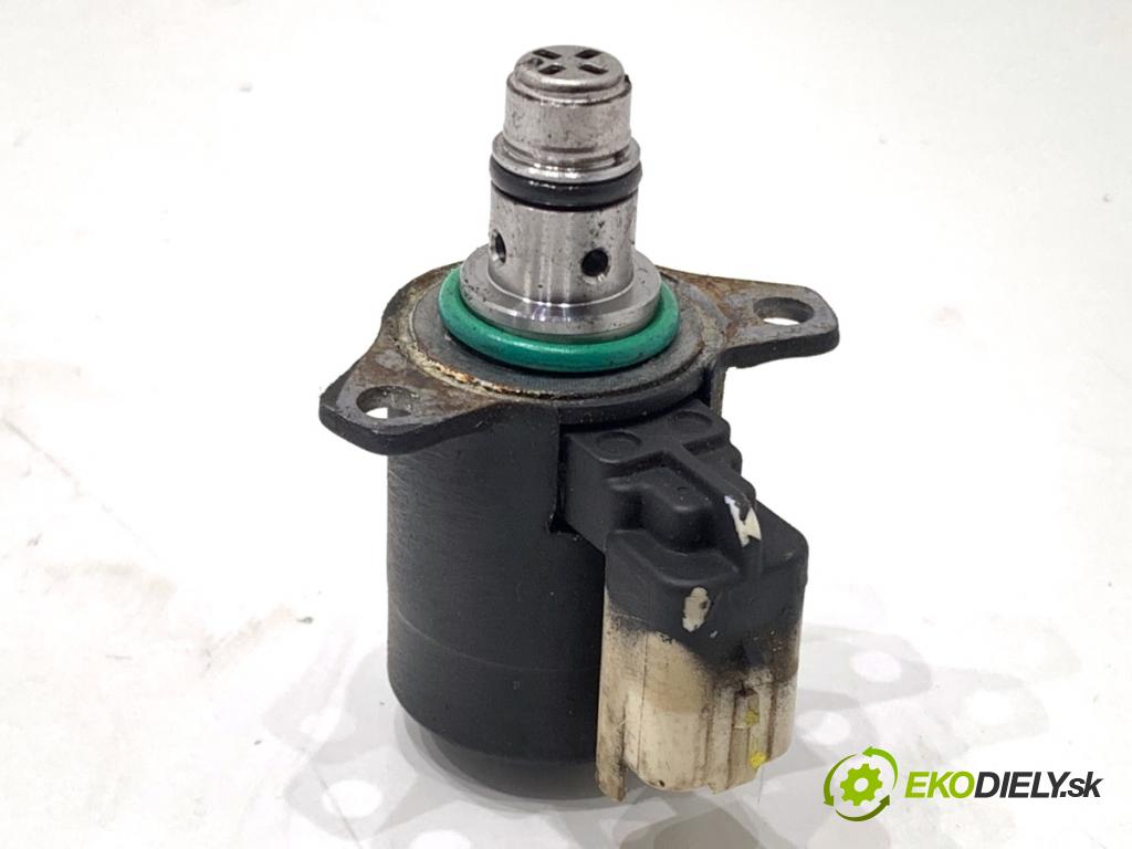 MERCEDES-BENZ CLA coupe coupe 2017 80 kW CLA 180 CDI / d (117.312) 1461 Regulátor tlaku paliva  (Palivový systém ostatné)