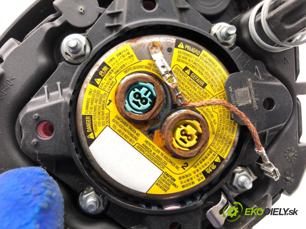 MERCEDES-BENZ CLA coupe coupe 2017 80 kW CLA 180 CDI / d (117.312) 1461 AirBag volantu  (Airbag)