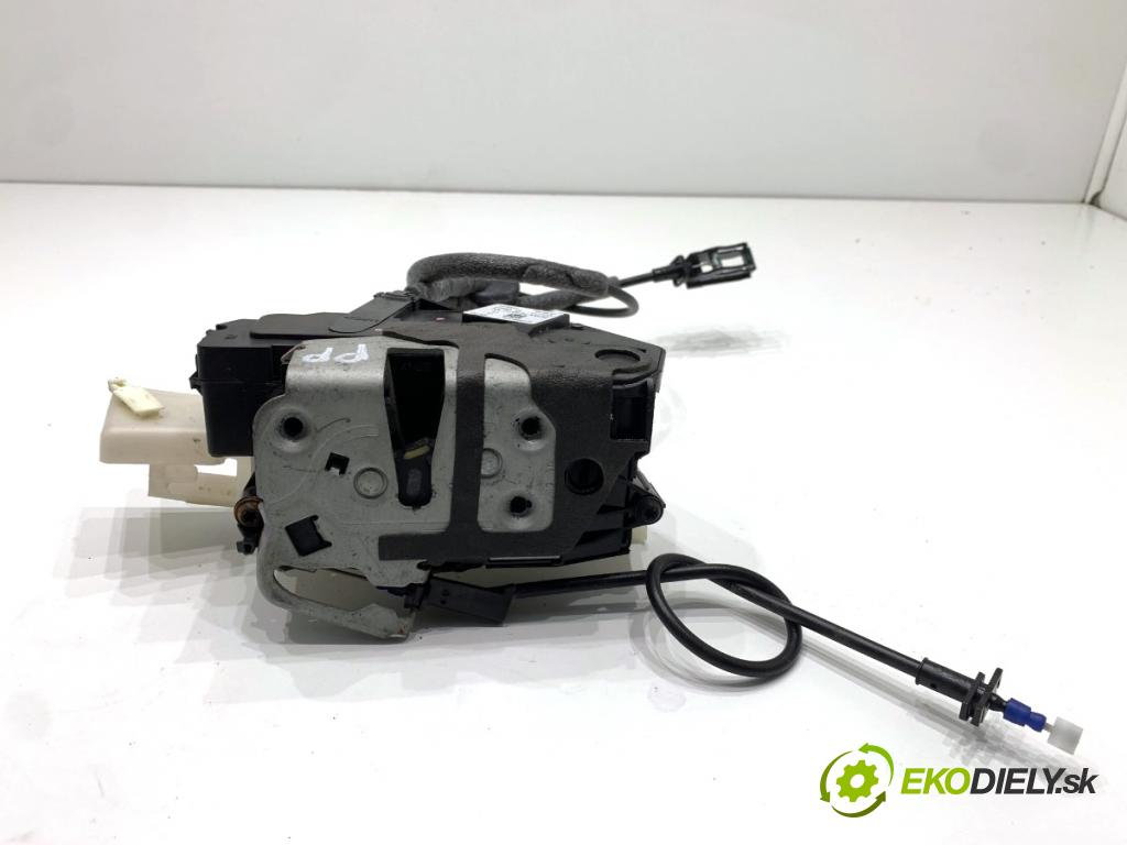 FORD USA ESCAPE III  2017 179 kW 2.0 179 kW [242 KM] 2017 - 2018 1983 zámok dveře pravý přední část BF6A-F21812-AN