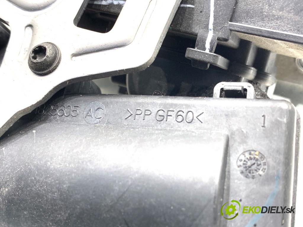 FORD USA ESCAPE III  2017 179 kW 2.0 179 kW [242 KM] 2017 - 2018 1983 zámok dveří zadní část