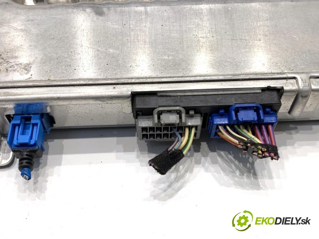 FORD USA ESCAPE III  2017 179 kW 2.0 179 kW [242 KM] 2017 - 2018 1983 Zosilňovač GJ5T-18T806-AE (Zosilňovač)